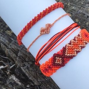 Friendship bracelet set